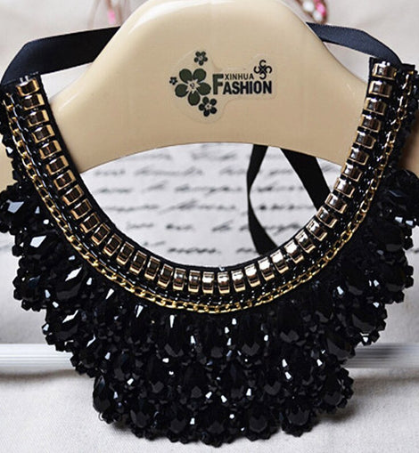 Fashionable Statement Choker Necklace